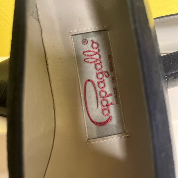 New Woman’s Pappagallo Shoes From Spain on Pristine Comdition!! - Picture 4 of 12